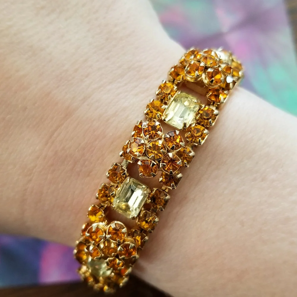 Vintage lovely bracelet